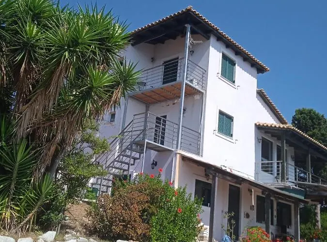 بيت للعطل Elva Katomerion