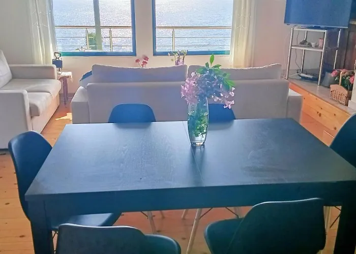 Elva Κατομέρι